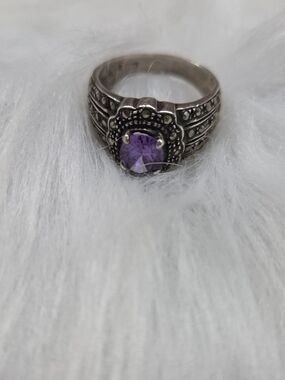 Sterling Silver Amethyst And Marcasite Size 8 Statement Ring